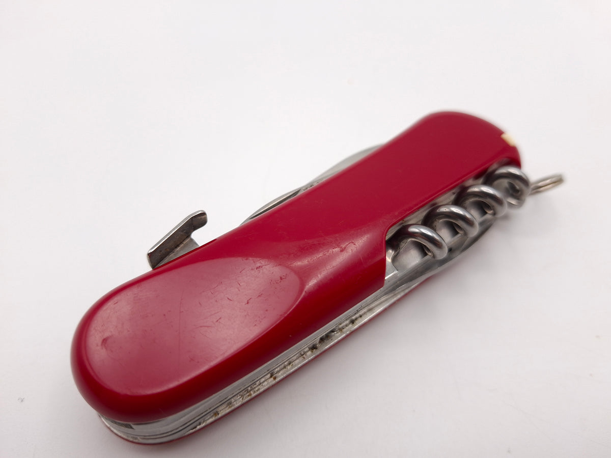 Victorinox Evolution S17 Rot – Note B