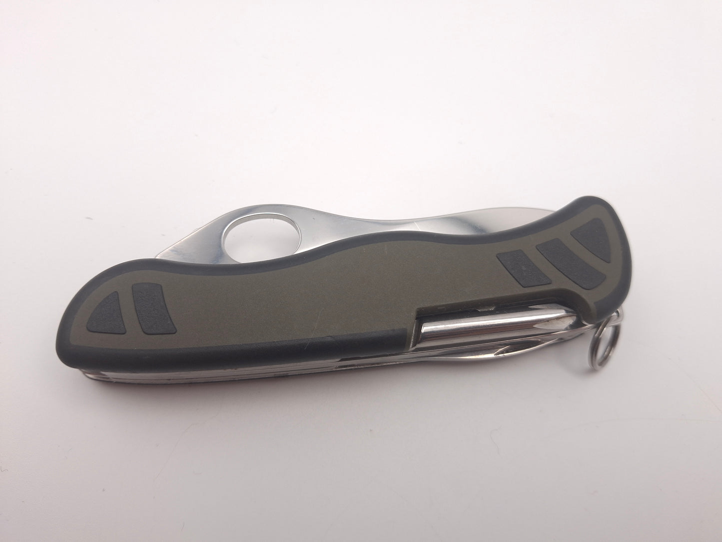 Victorinox Soldier 08 One Hand (Model 2015) – Grade B
