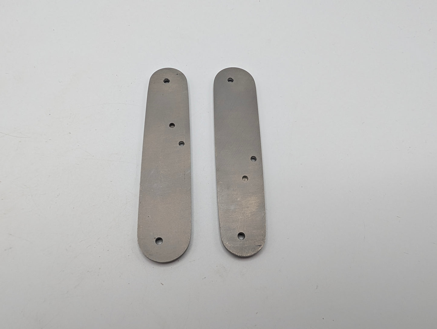 Custom Titanium 84mm Schalen Wave – Grade B