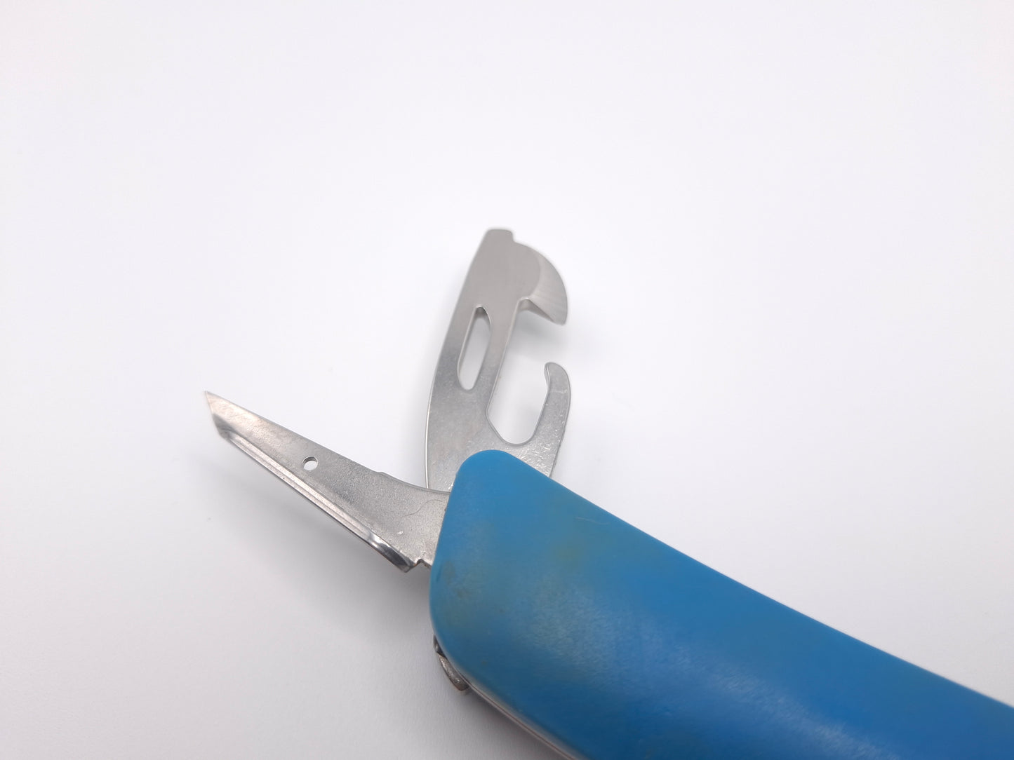 Swiza D04 Blue – Grade C
