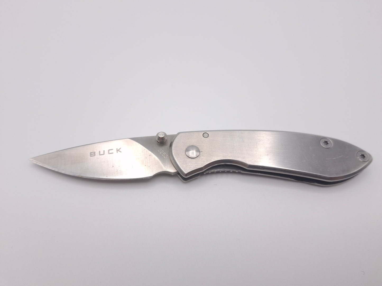 Buck 325 Colleague – Grade B 