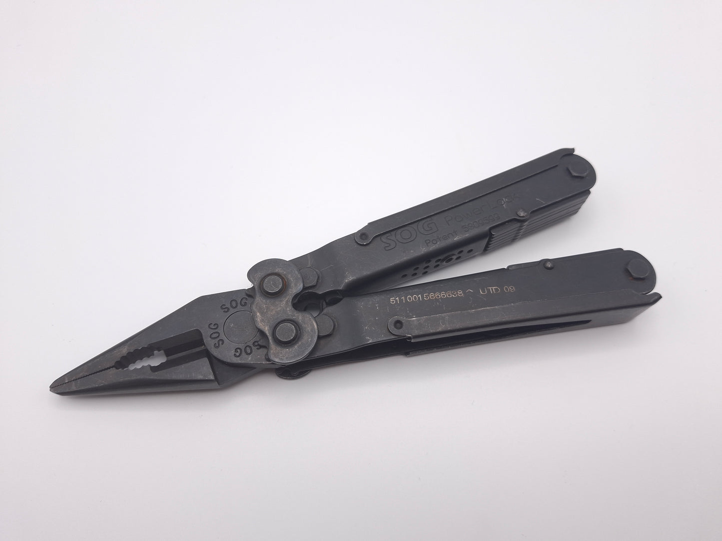 SOG PowerLock EOD Black Oxide NSN Marked – Grade B