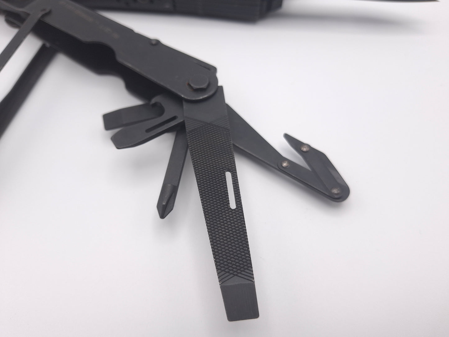 SOG PowerLock EOD Black Oxide NSN Marked – Grade B