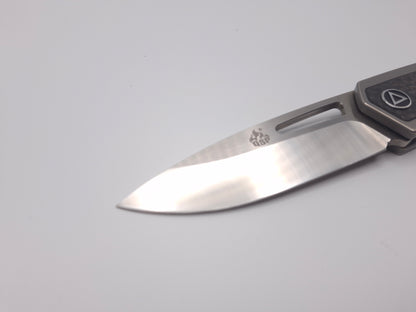 QSP Puffin Titanium Carbon Fiber S35VN – Grade B