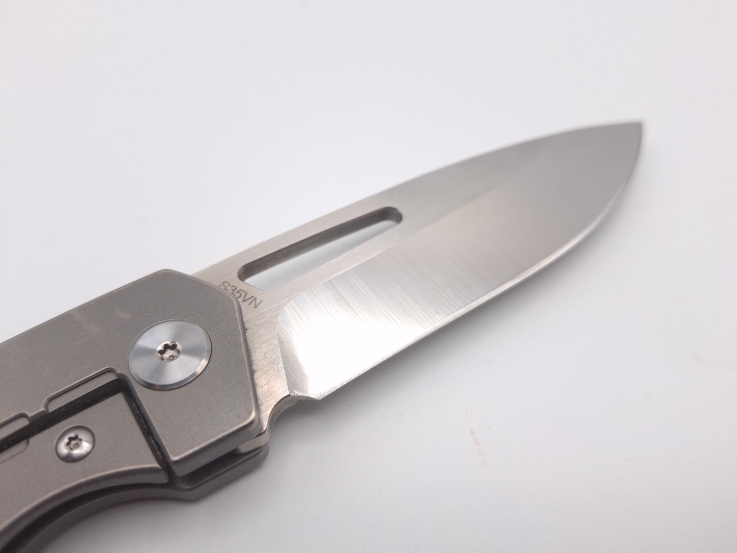 QSP Puffin Titanium Carbon Fiber S35VN – Grade B