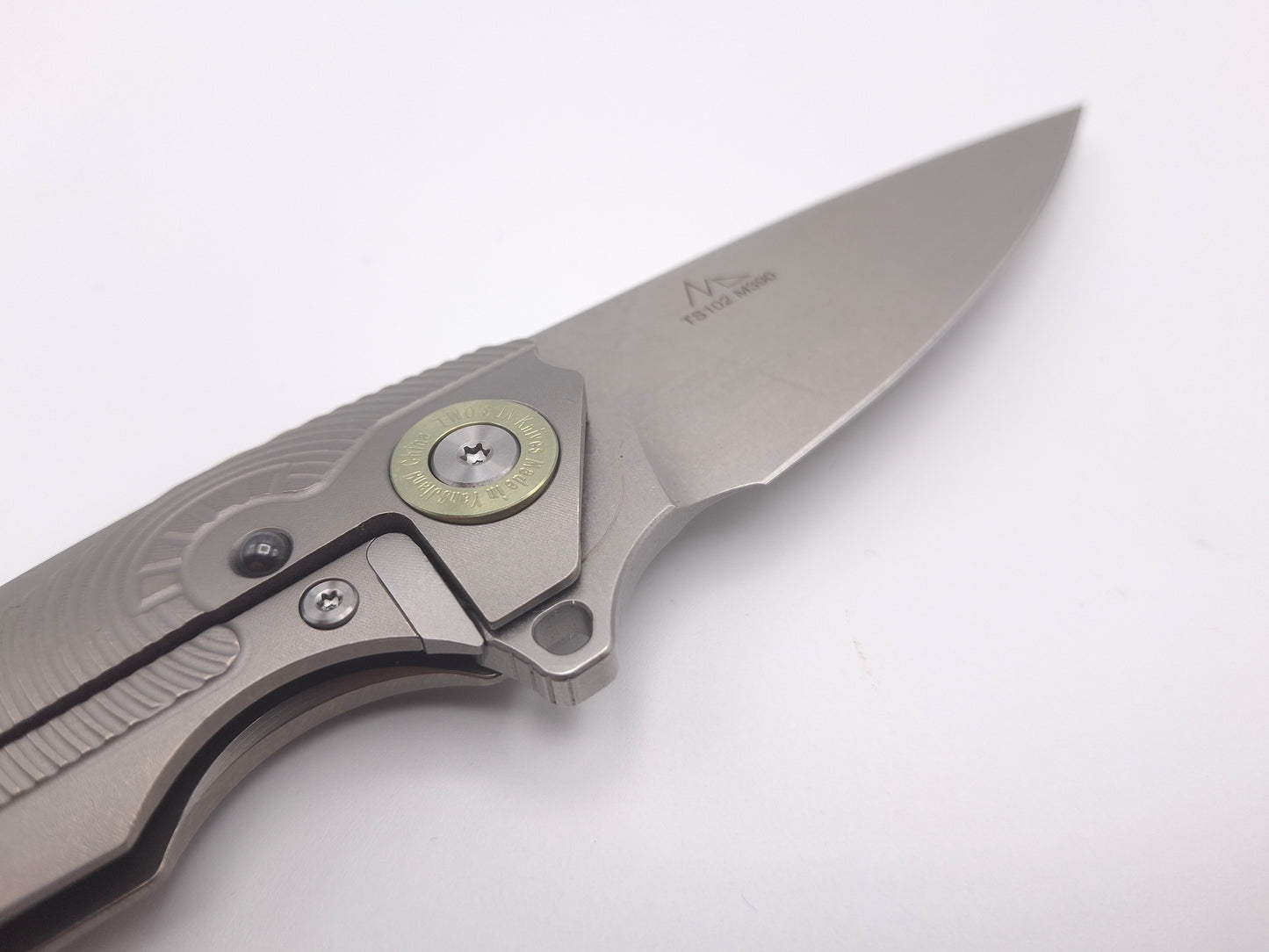 TwoSun TS301 Mazwan Mokhtar Button Lock Titanium – Grade A