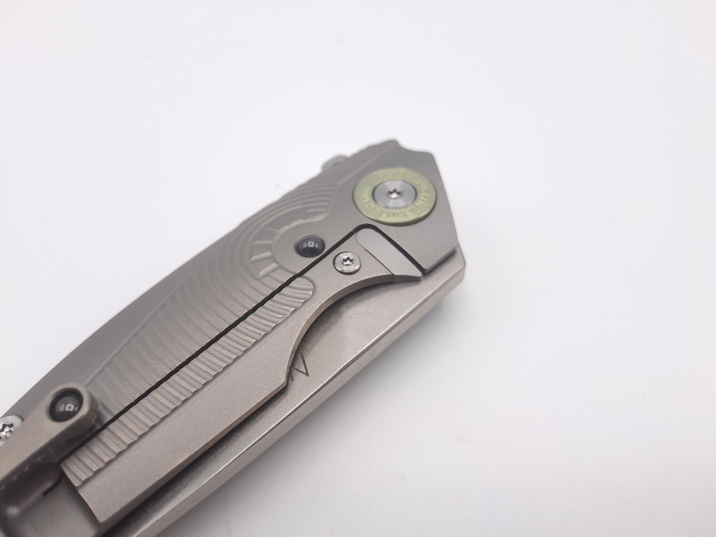 TwoSun TS301 Mazwan Mokhtar Button Lock Titanium – Grade A