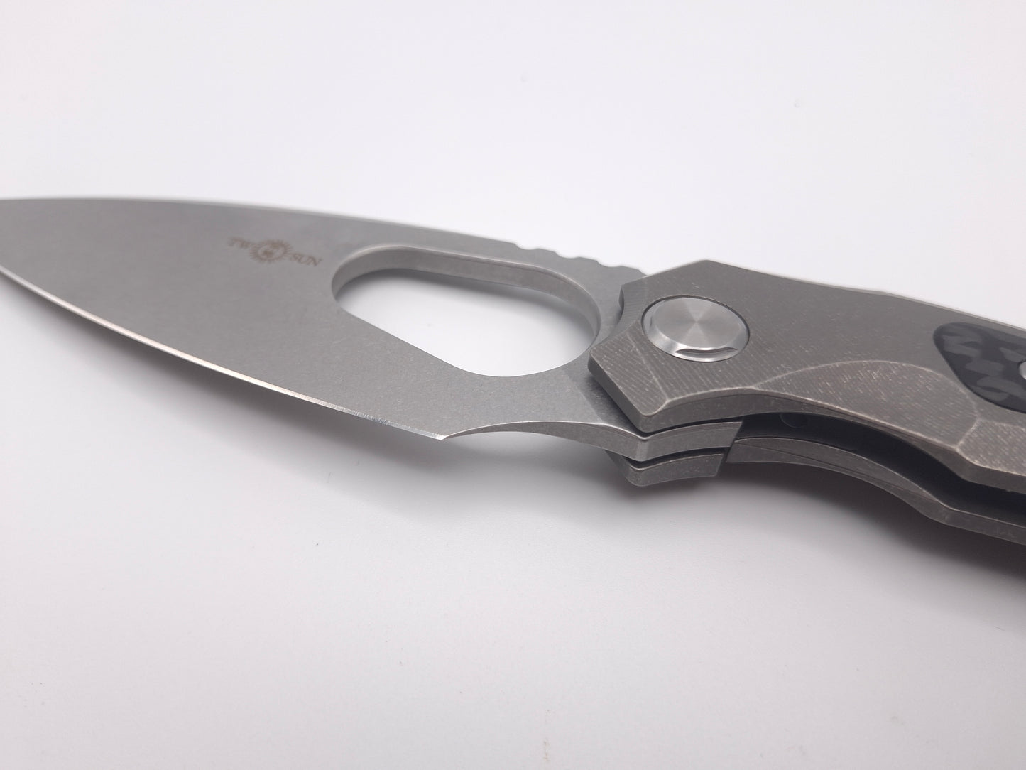 TwoSun TS16 Titanium & Carbon Fiber – Grade A