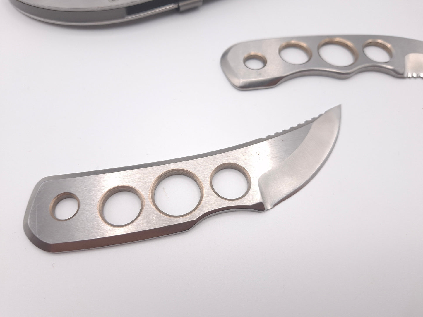 CRKT-6674 Serengeti Hunter Multi-Blade – Grade B