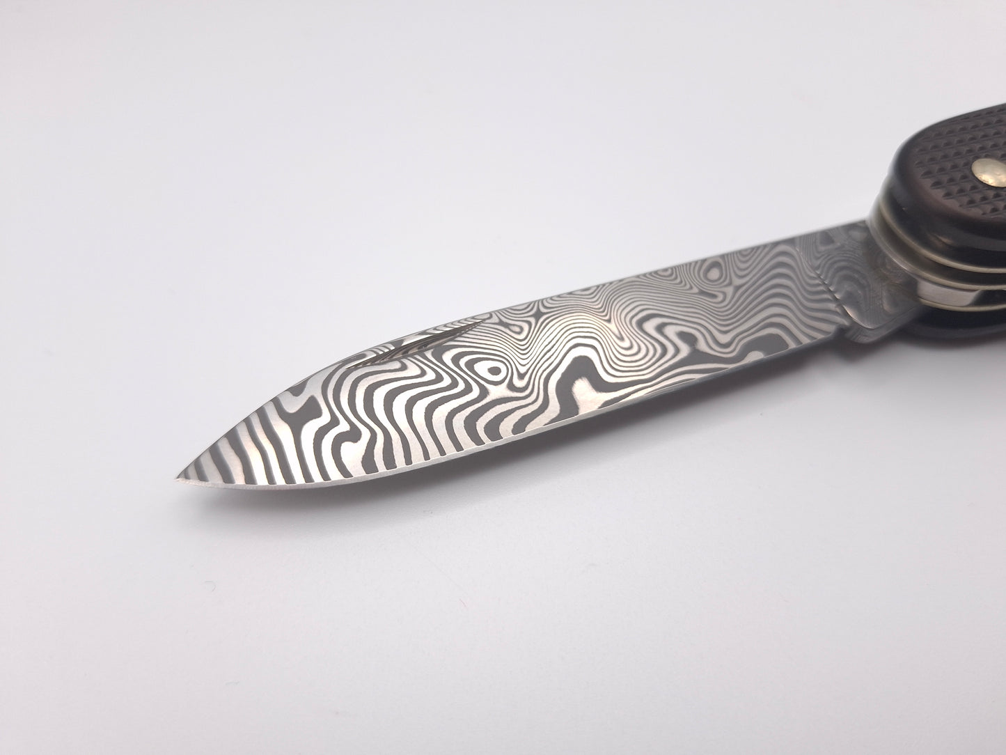 Victorinox Farmer X Alox Damast Limited Edition 2024 – Grade B