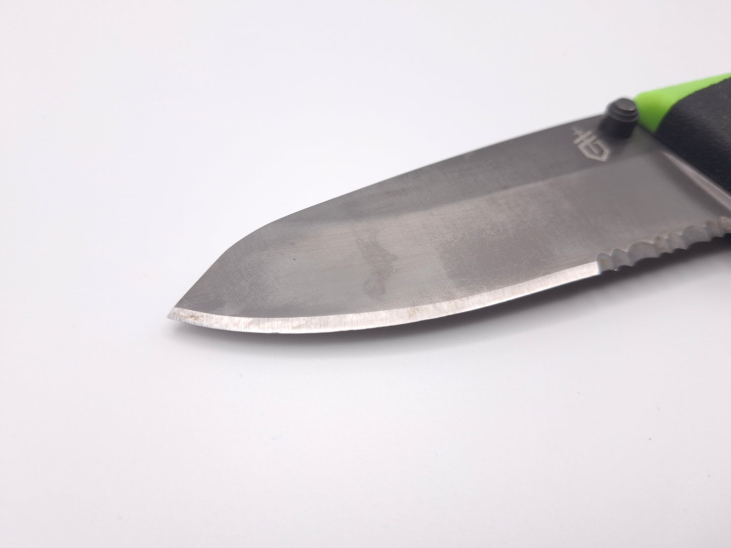 Gerber Freescape Folding Green Serrated – Grade B