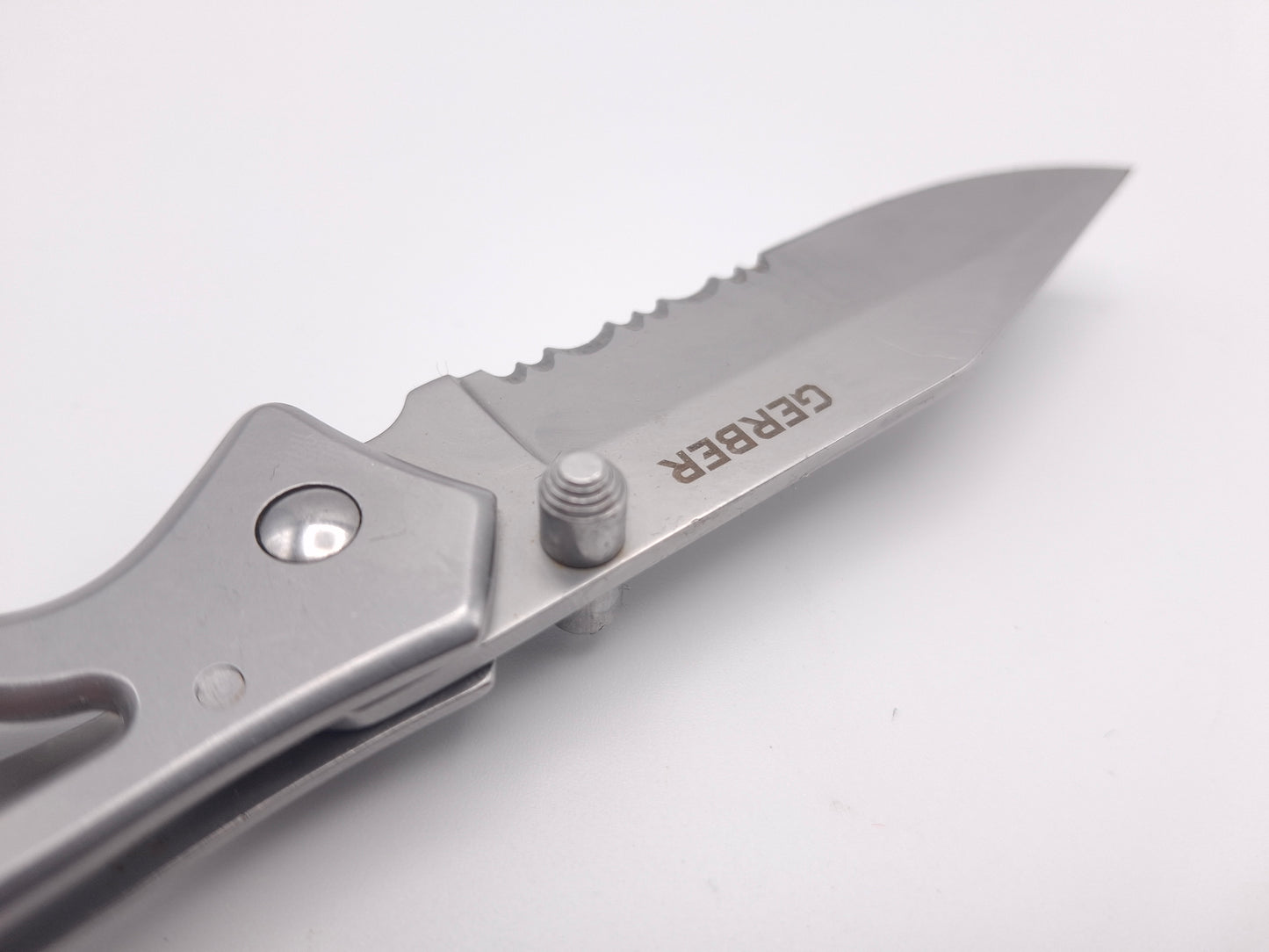 Gerber Paraframe I Serrated – Grade B