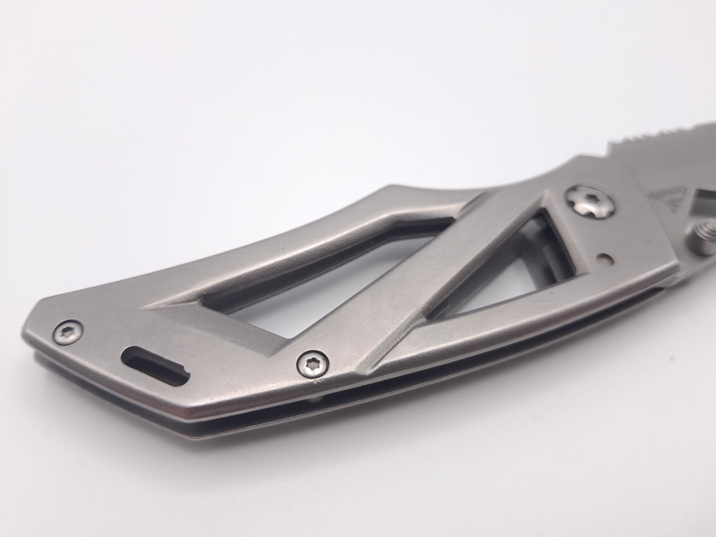 Gerber Truss 2.0 Serrated – Grade B