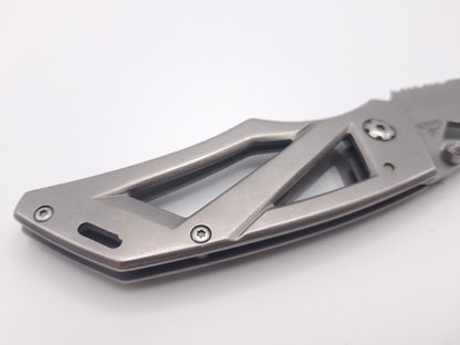 Gerber Truss 2.0 Serrated – Grade B