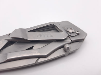 Gerber Truss 2.0 Serrated – Grade B