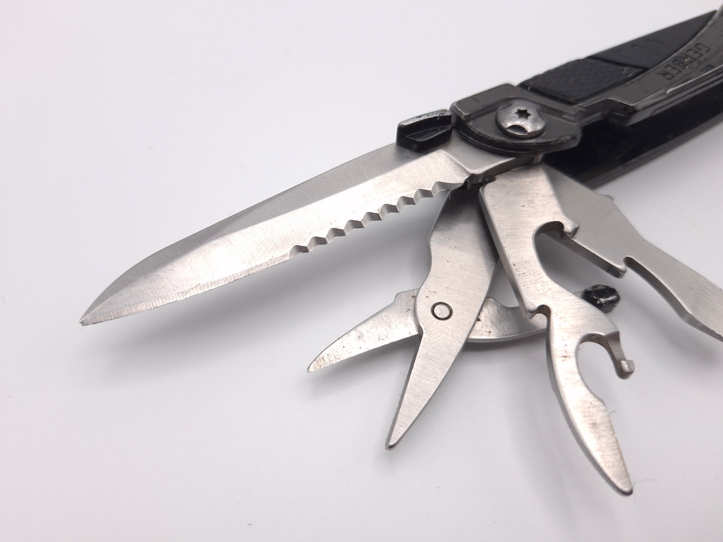 Gerber Strata Multi-Tool – Grade C