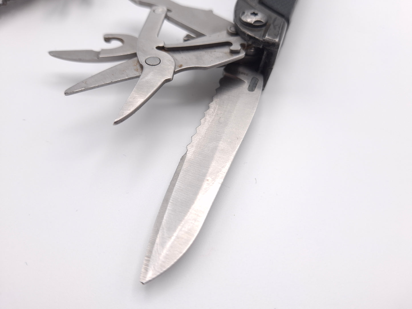 Gerber Strata Multi-Tool – Grade C