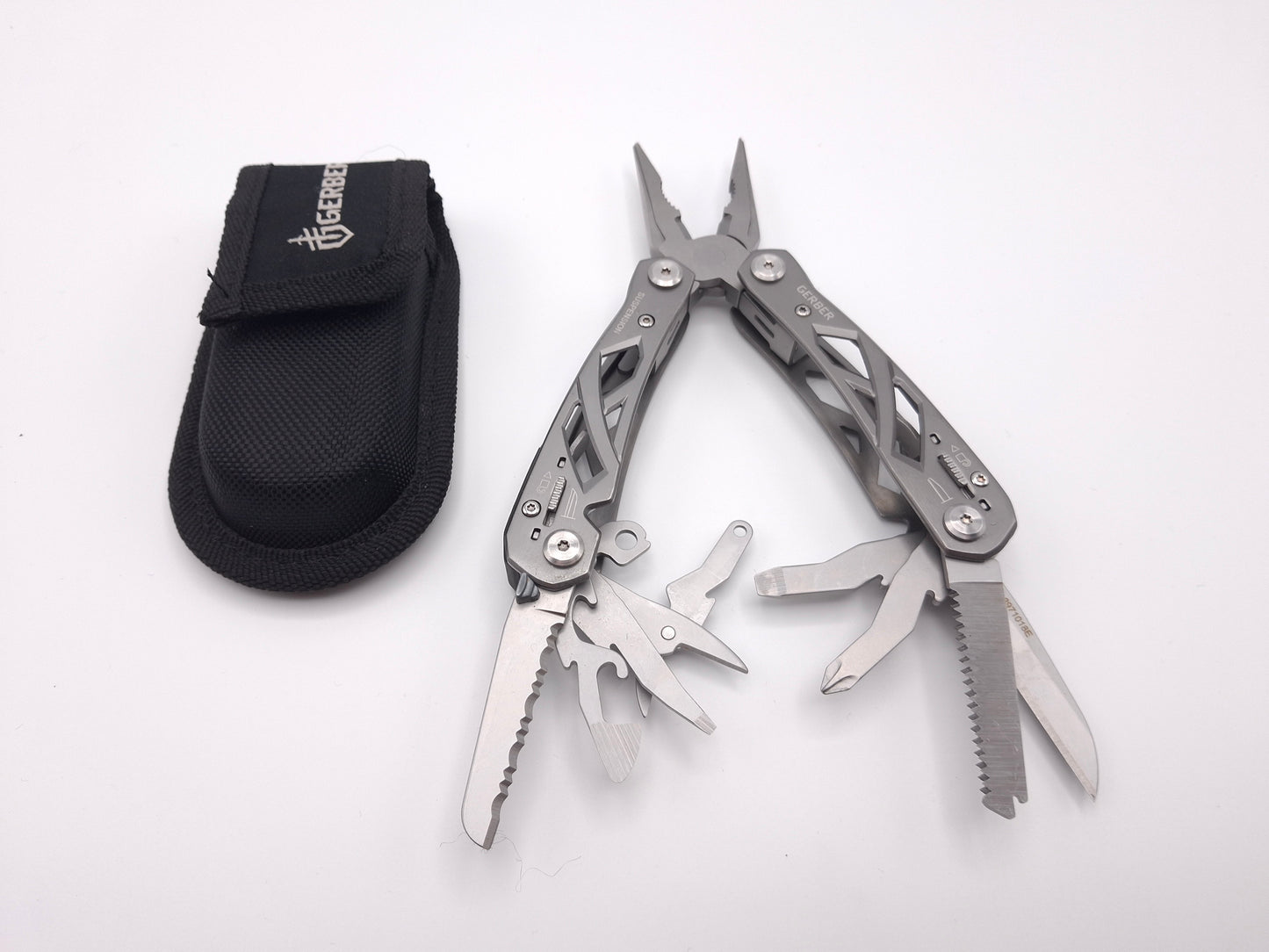 Gerber Suspension + Sheath – Grade B