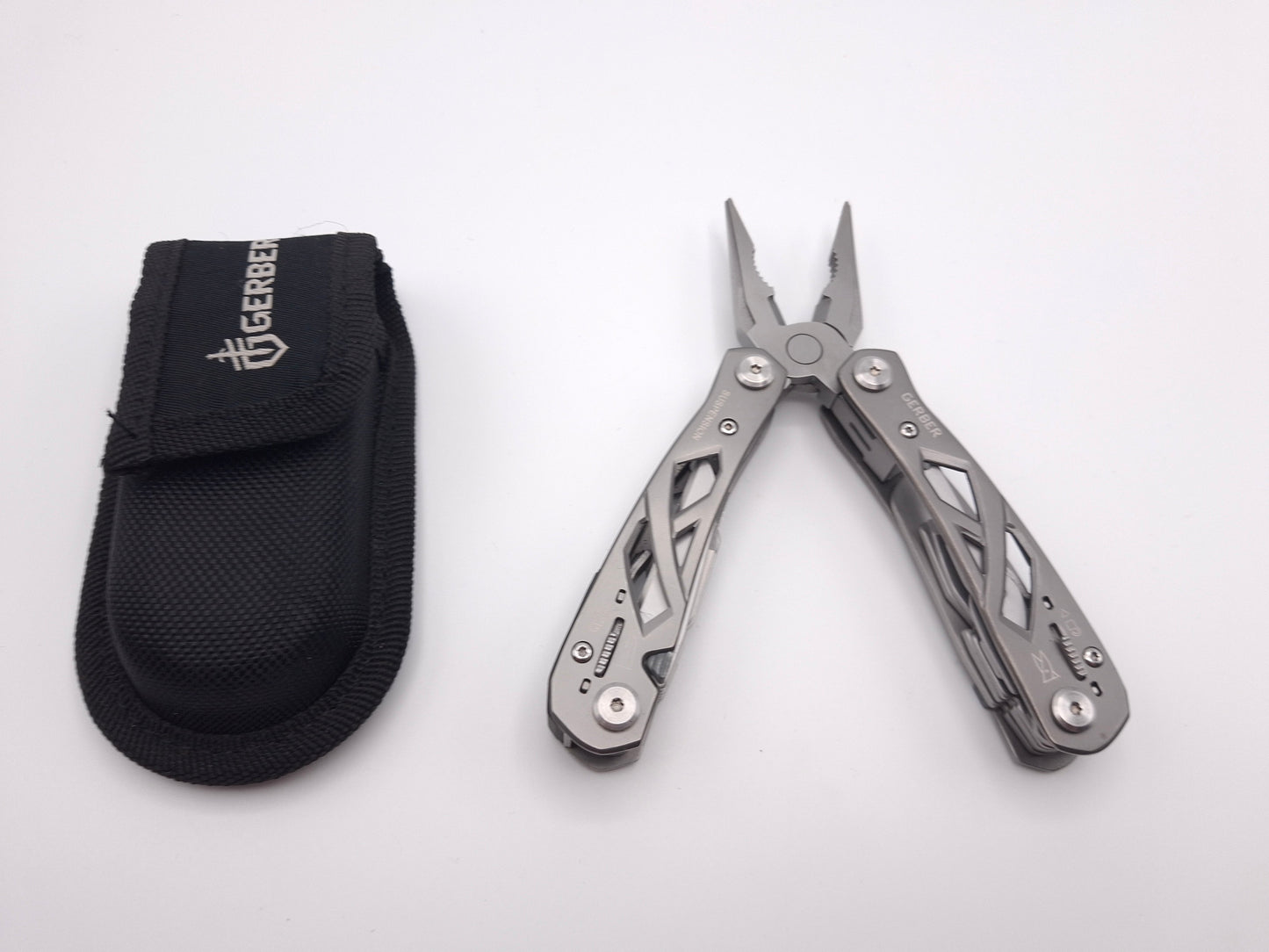 Gerber Suspension + Sheath – Grade B