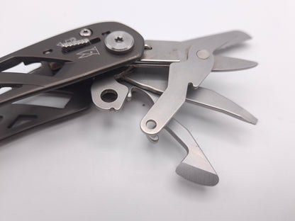 Gerber Suspension Multi-Tool (Mixed Colors) – Grade C