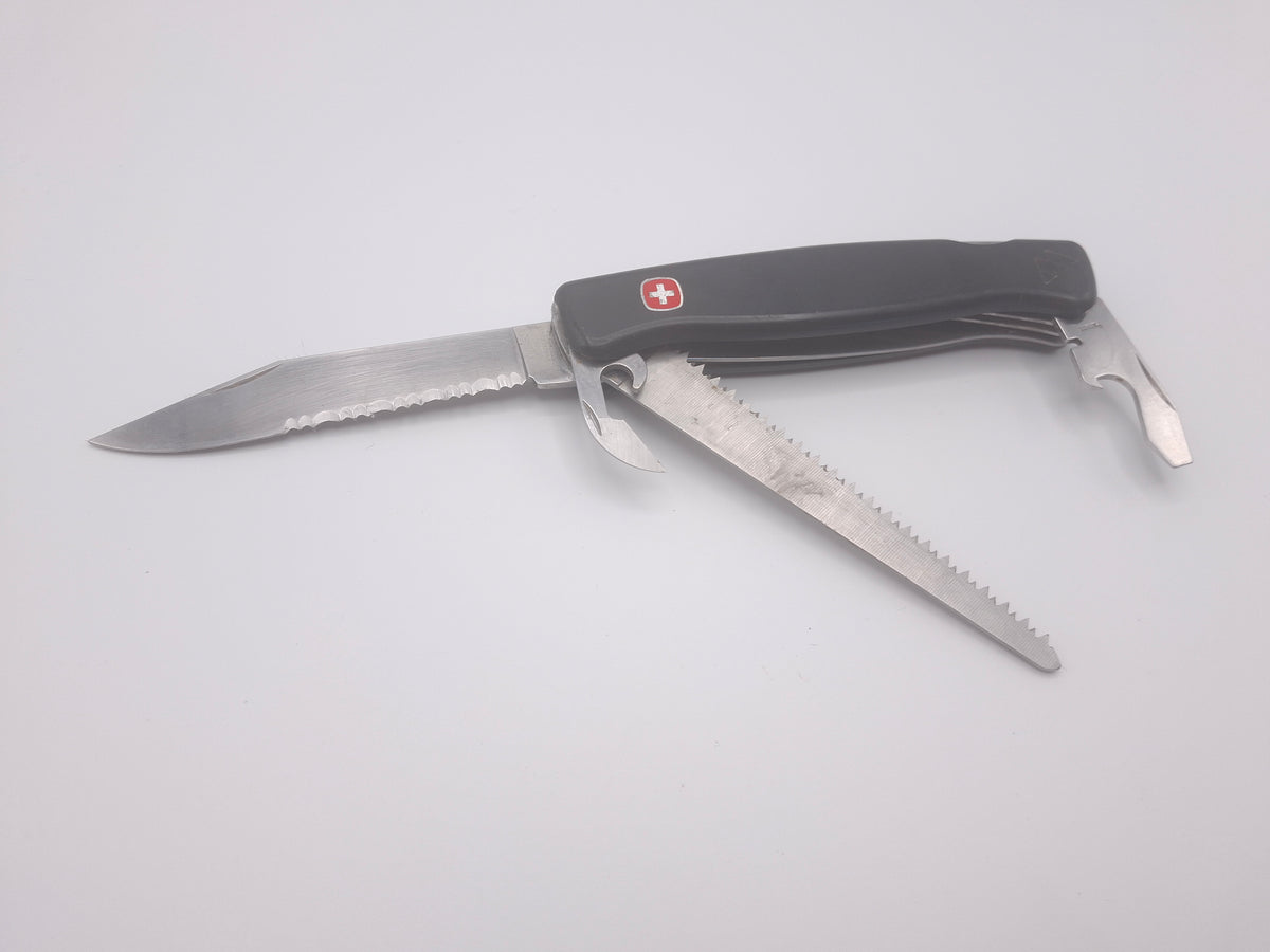 Wenger Ranger 05 Wellenschliff – Zustand C