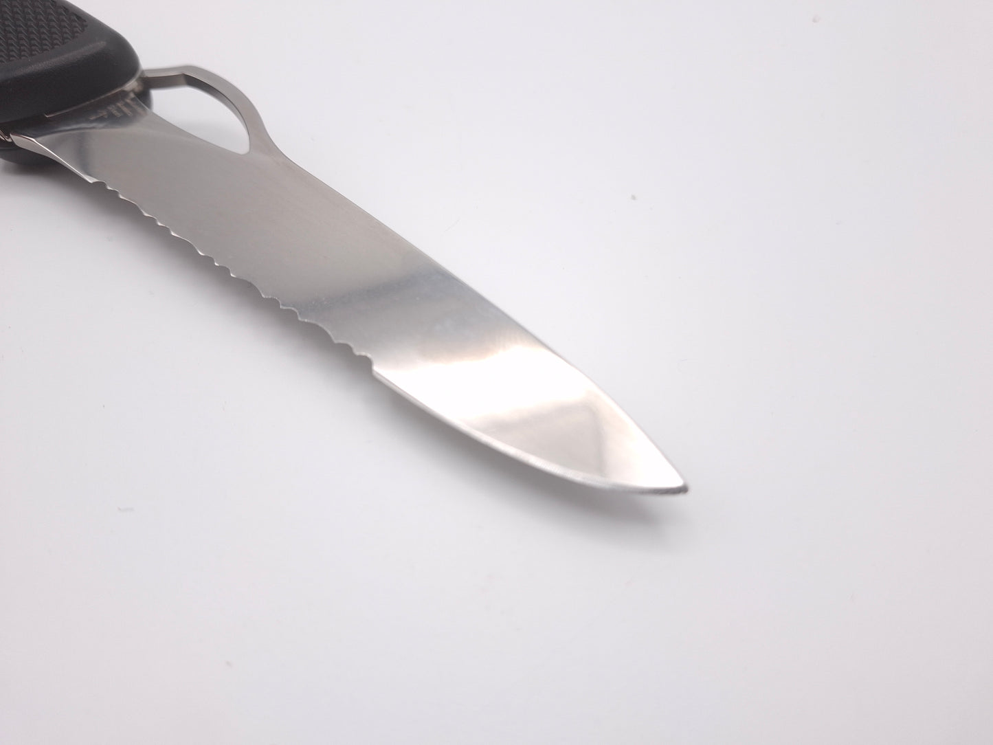 Wenger Ranger 51 Black Serrated – Grade B