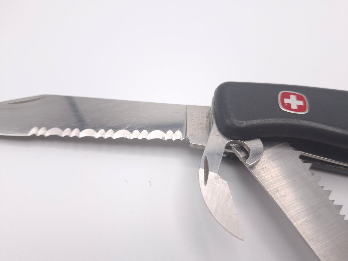 Wenger Ranger 05 Wellenschliff – Zustand C