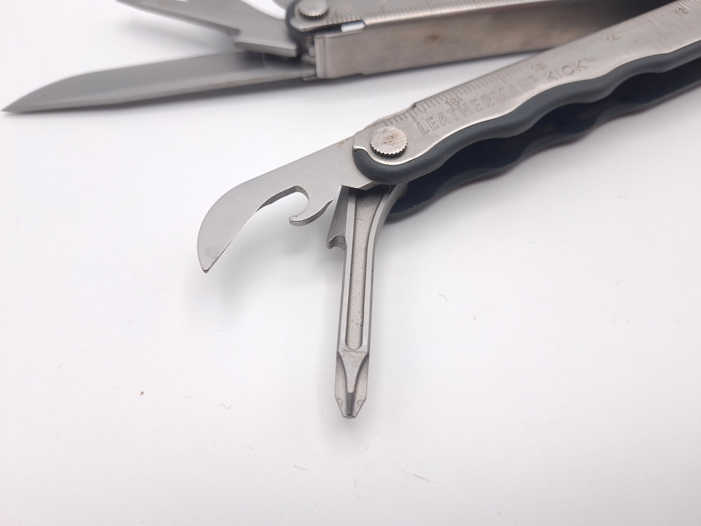 Leatherman Kick – Grade B