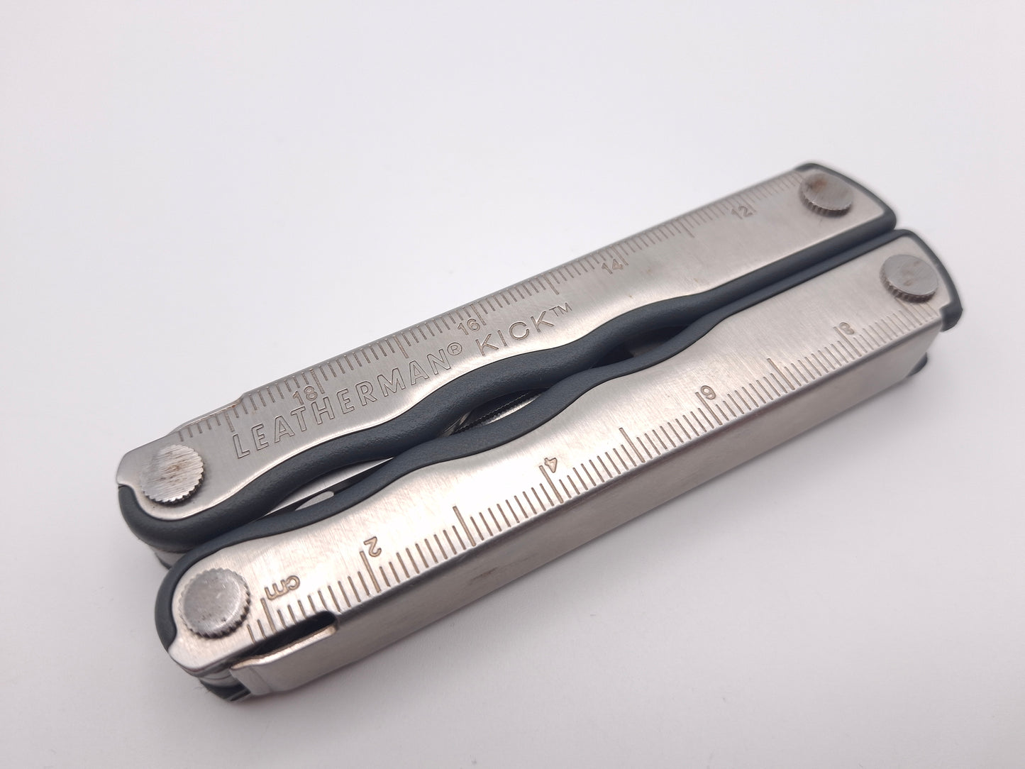 Leatherman Kick – Grade B