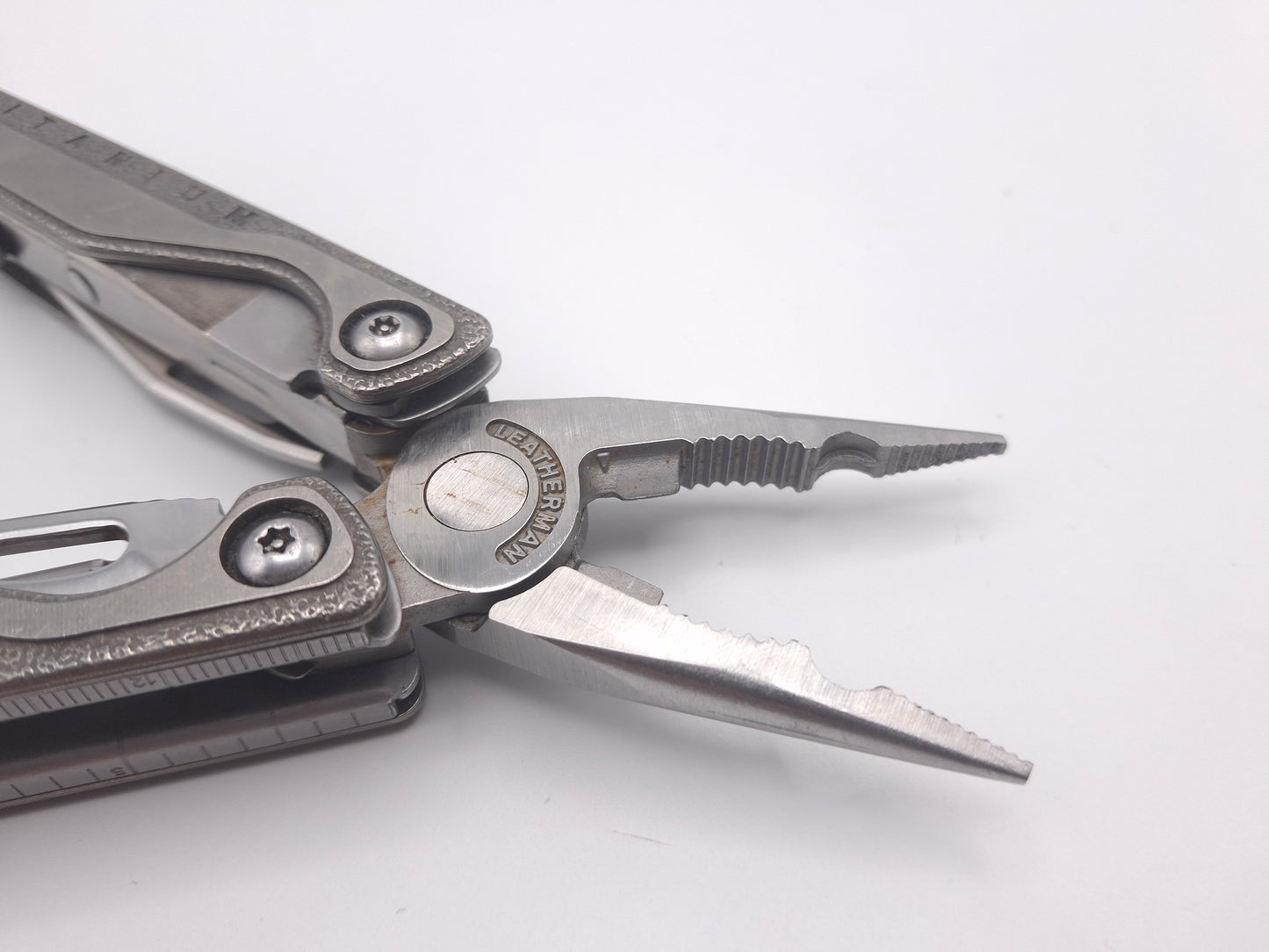 Leatherman Charge TTi ( BAE Systems opdruk) – Grade B