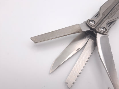 Leatherman Charge TTi 2-Hand Opening – Grade B