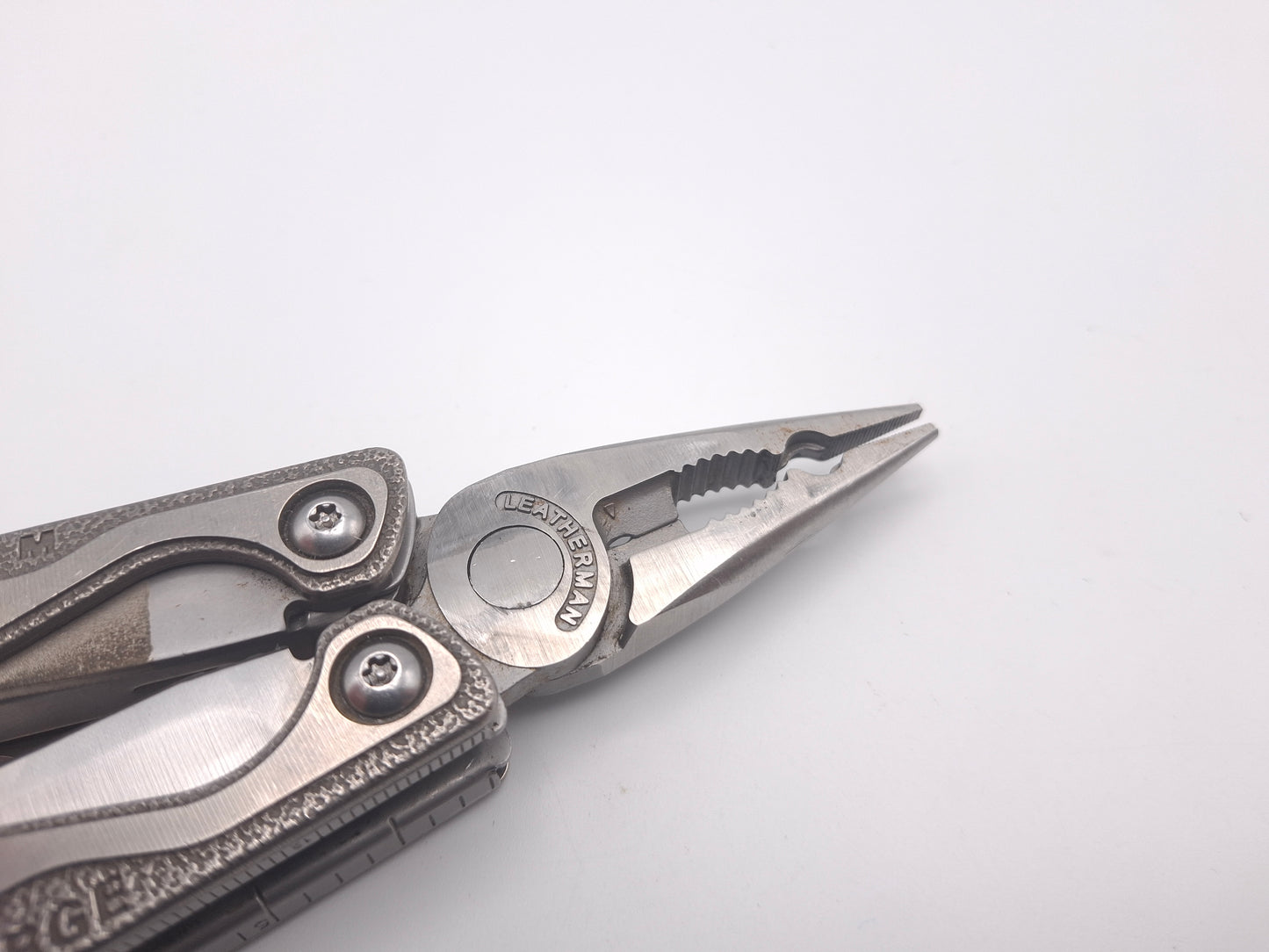 Leatherman Charge TTi 2-Hand Opening – Grade B