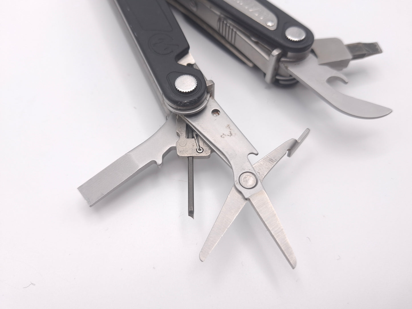 Leatherman Charge AL + Lederen Foedraal – Grade B