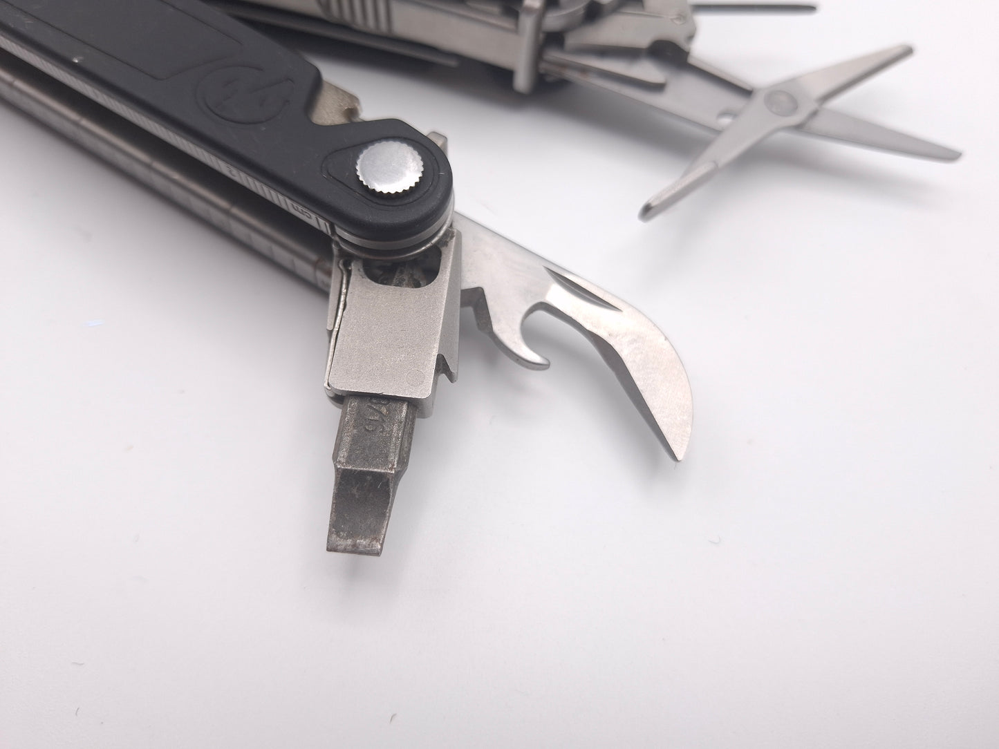 Leatherman Charge AL + Lederen Foedraal – Grade B