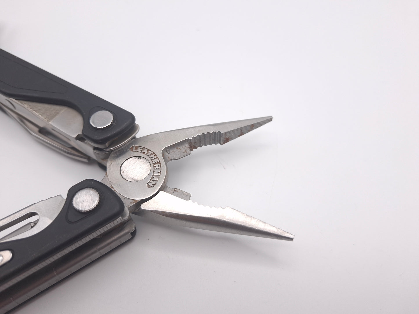 Leatherman Charge AL + Lederen Foedraal – Grade B