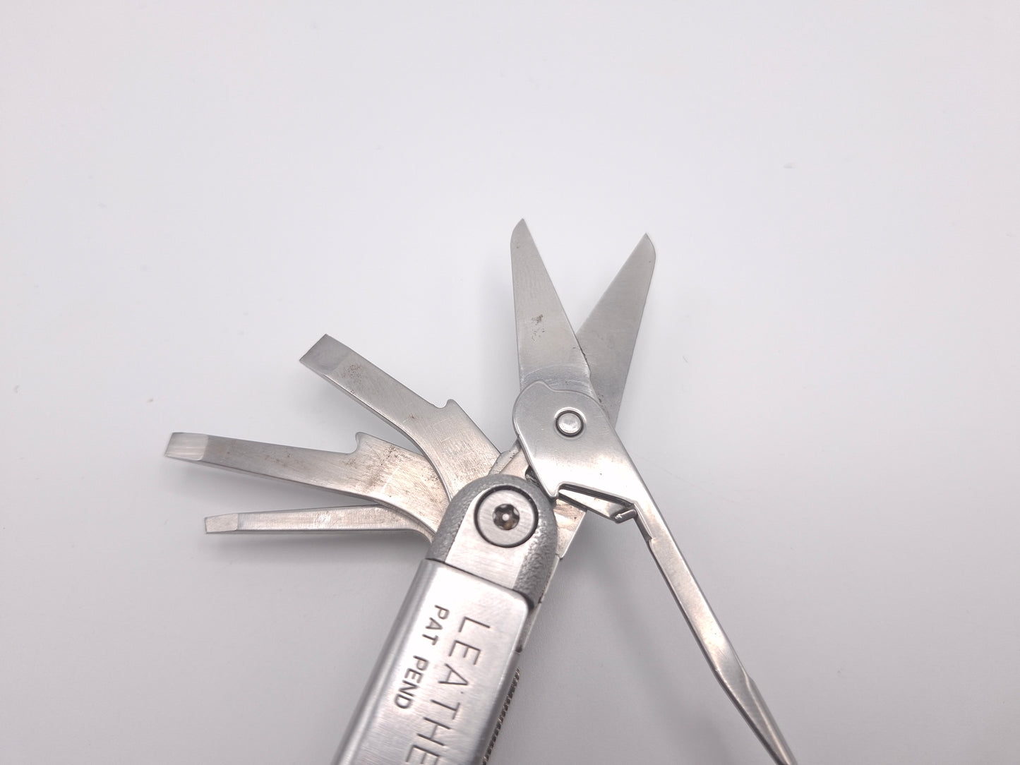 Leatherman Wave 1st Gen PAT PEND + Lederen Hoes – Grade B