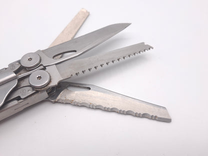 Leatherman Wave+ inc Nylon Sheath– Grade B