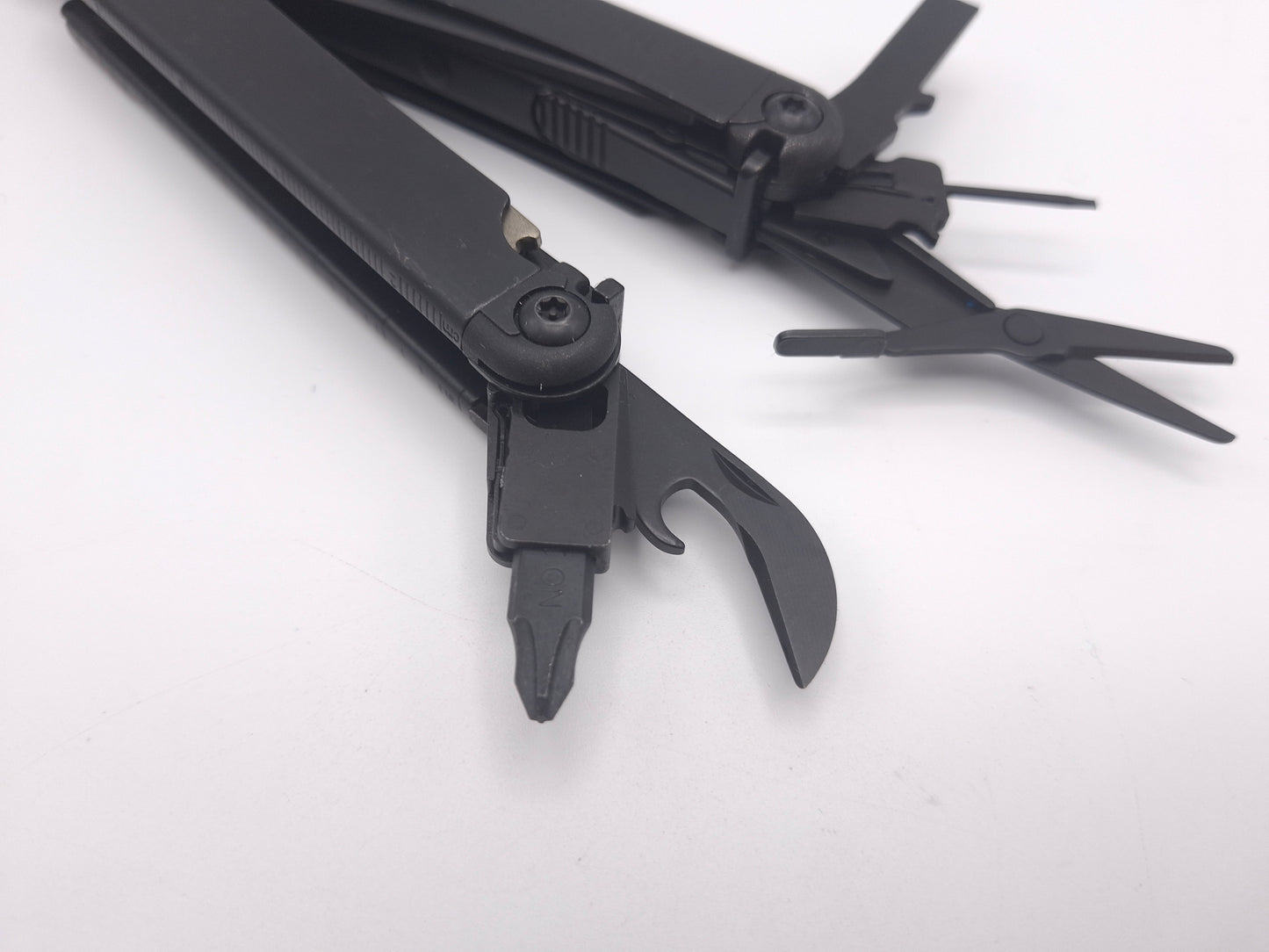 Leatherman Wave+ Black Oxide – Grade B