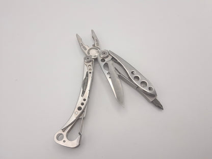 Leatherman Skeletool – Grade B