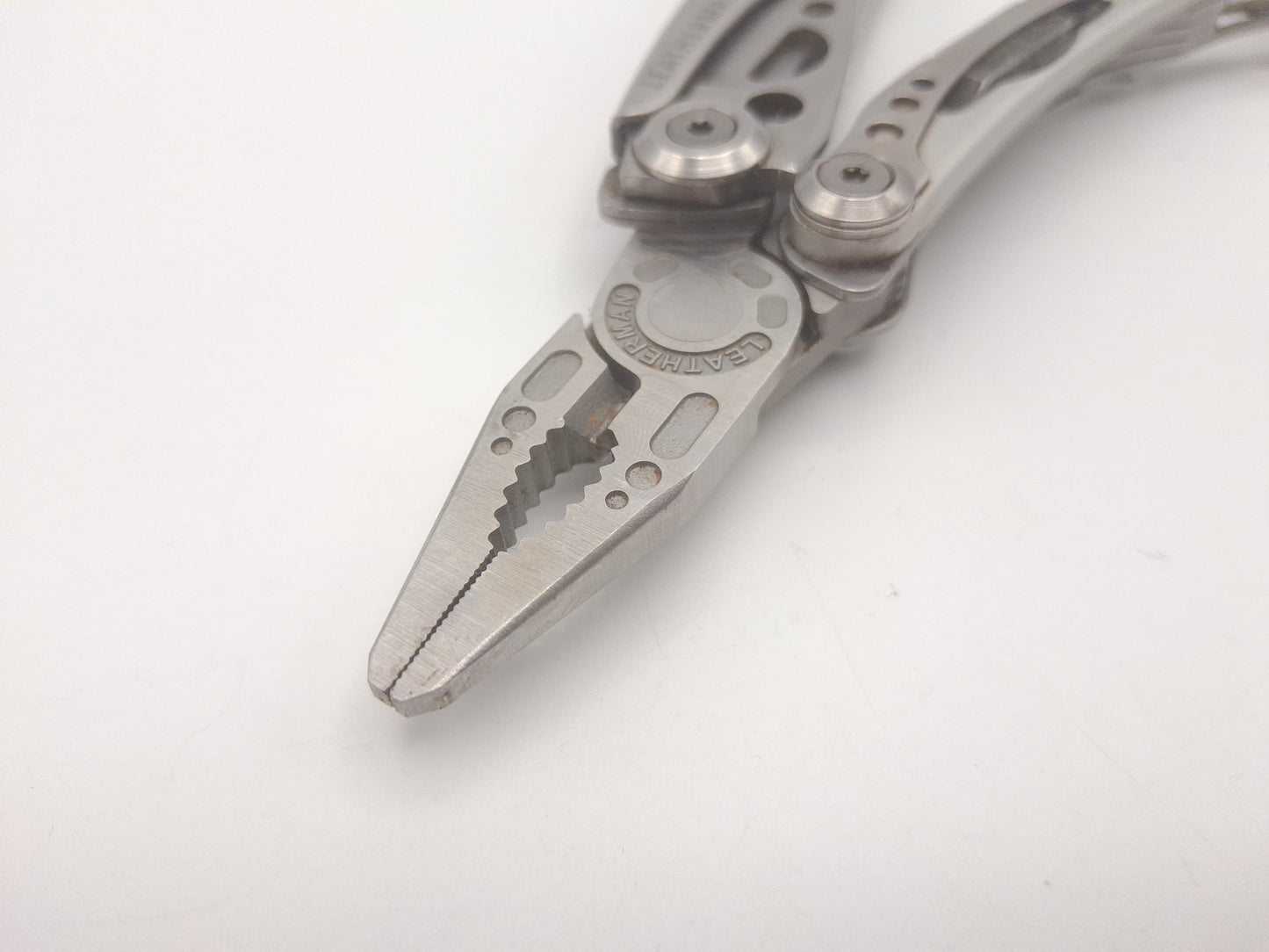 Leatherman Skeletool – Grade B