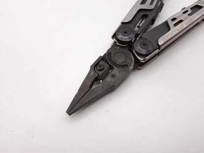 Leatherman Signal Black & Silver – Grade B