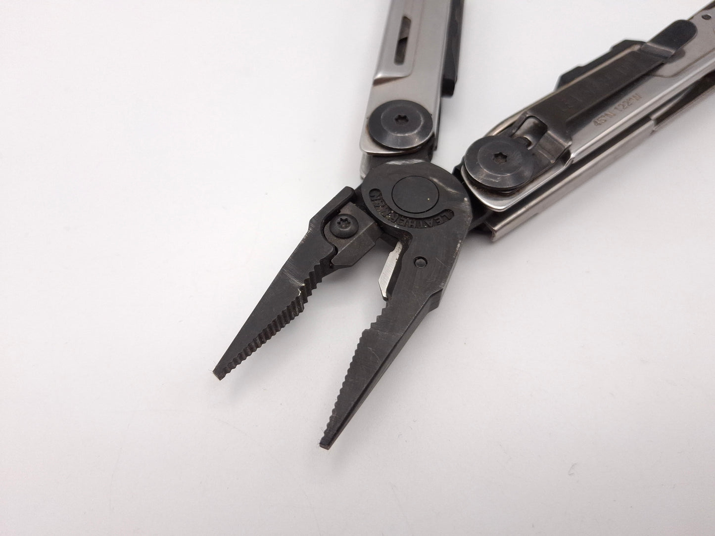 Leatherman Signal Black & Silver – Grade B