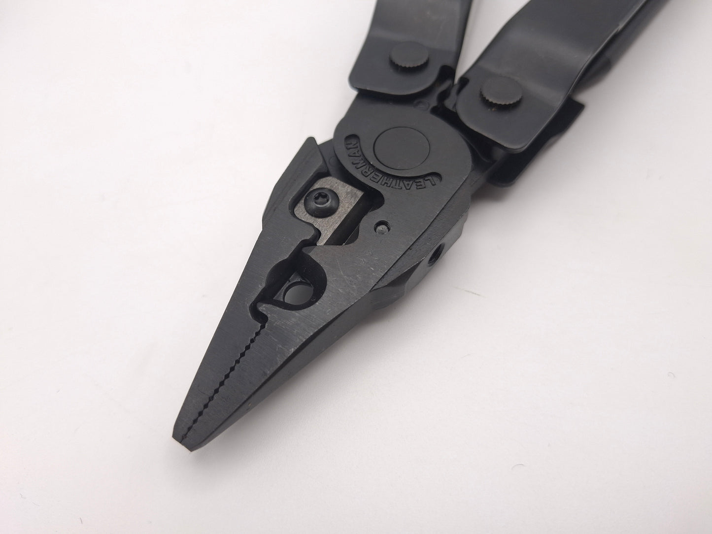 Leatherman Super Tool 300 EOD Oxyde noir – Grade B
