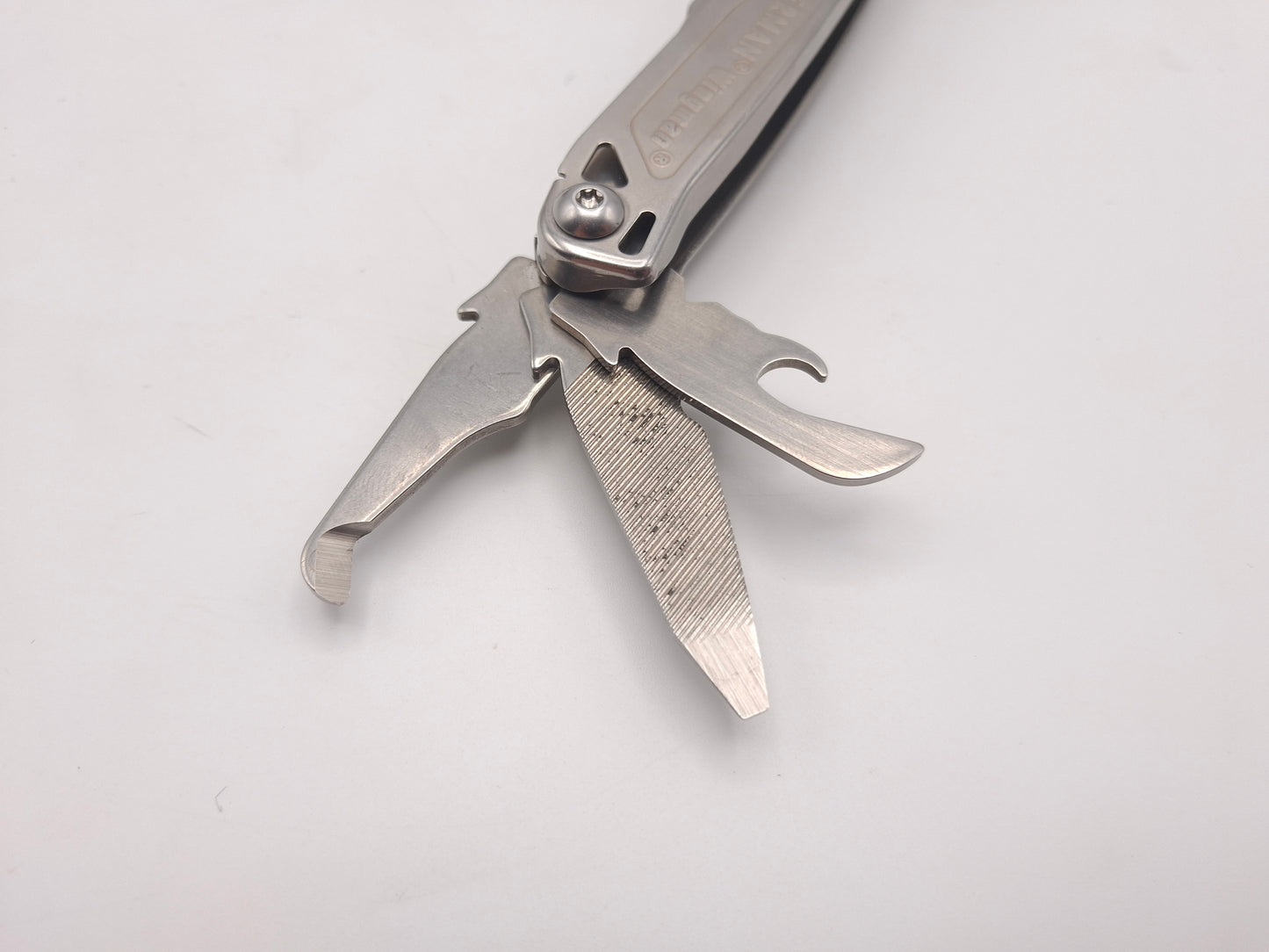 Leatherman Wingman met lederen foedraal – Grade B