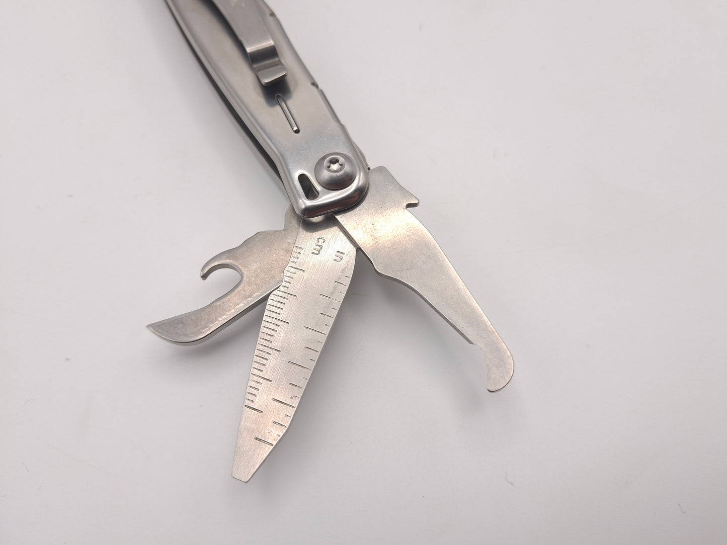 Leatherman Wingman met lederen foedraal – Grade B