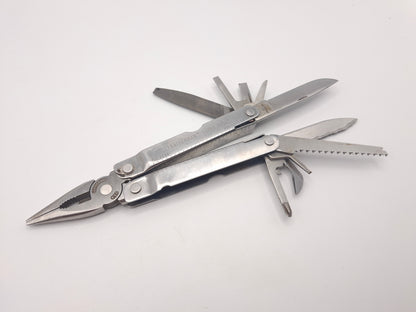 Leatherman Super Tool 1st Gen – Grade B