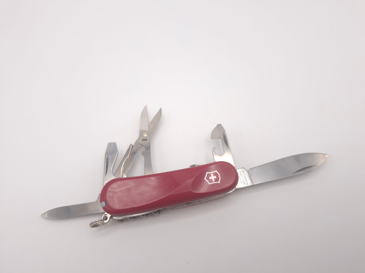 Victorinox Evolution S17 Rot – Note B