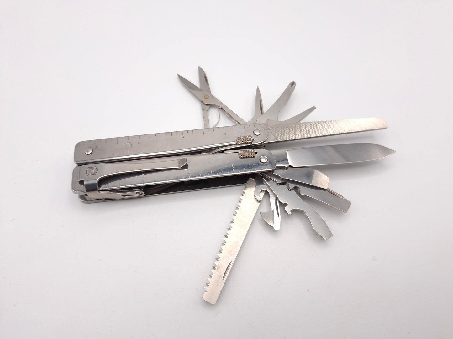 Victorinox SwissTool X met Belt Clip – Grade A