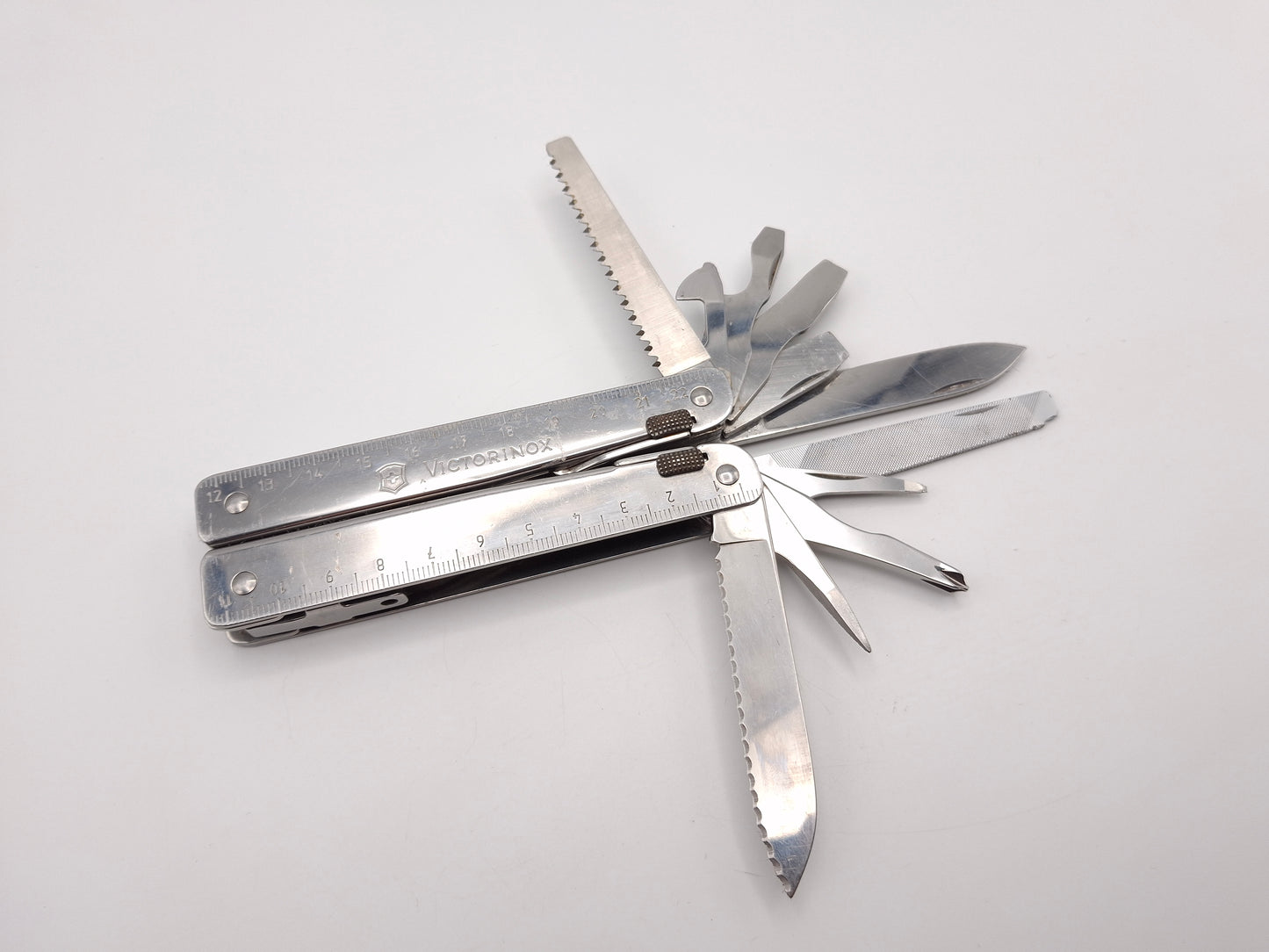 Victorinox Swiss Tool – Grade B