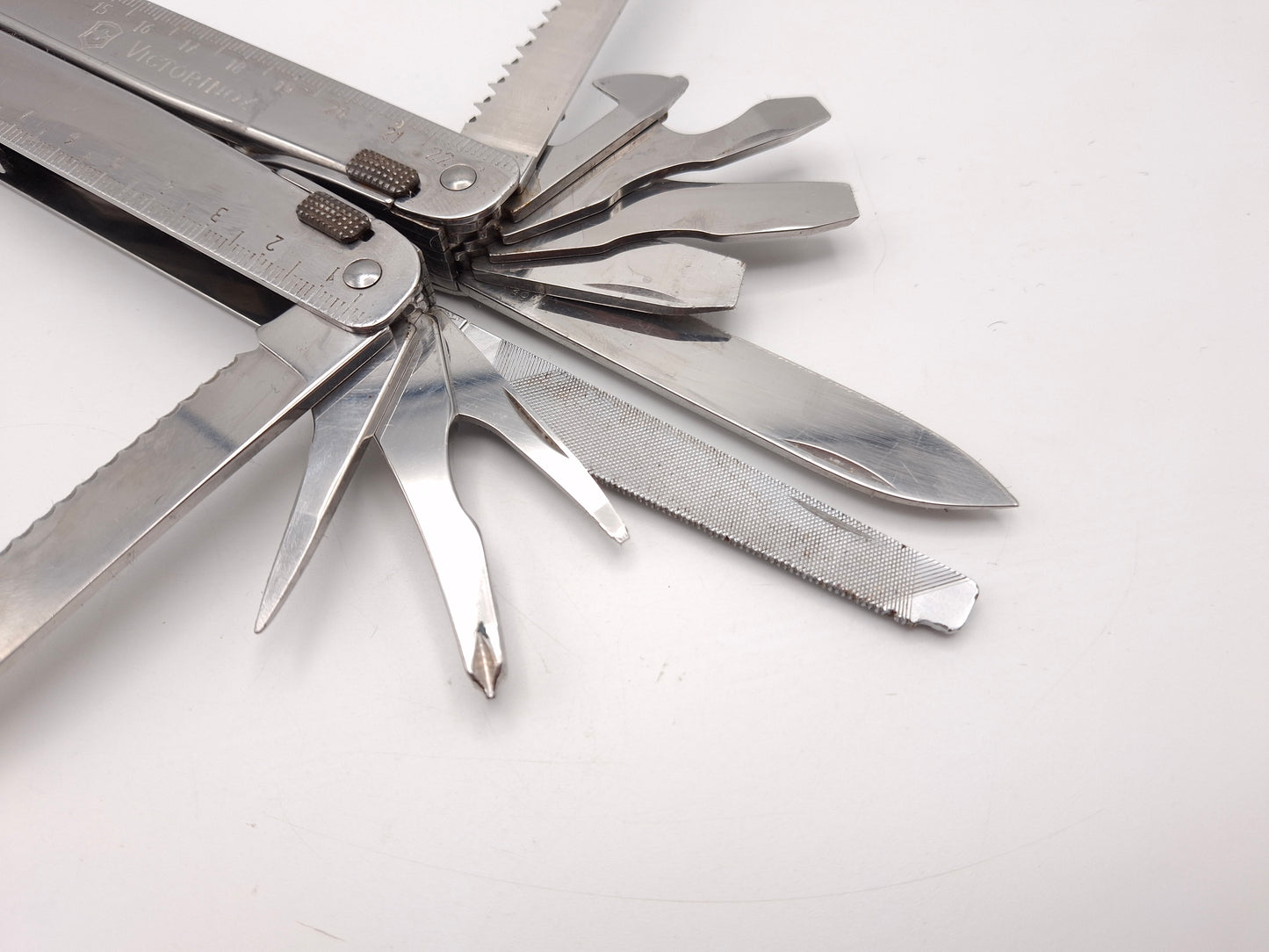 Victorinox Swiss Tool – Grade B